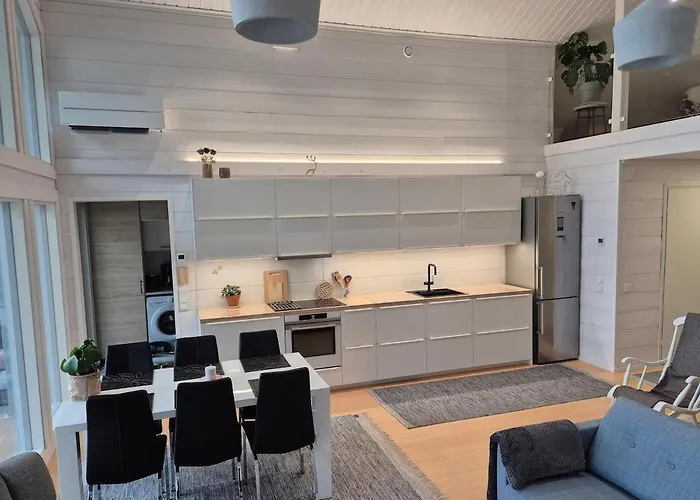 Northern Lights From Inside, Lake, Sauna,Silent Shine וילה רובניימי